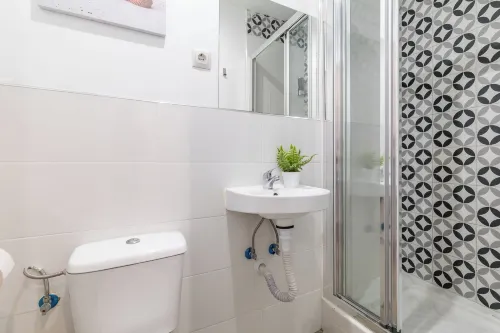 Loop Las Ventas Rooms Photos