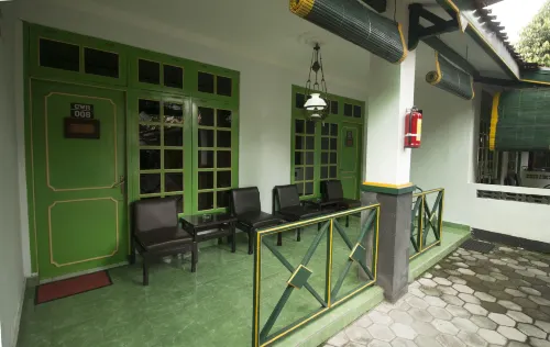 Hotel Batik Yogyakarta Allmänna utrymmen Photos