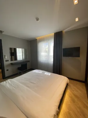 Z-Suites Photos