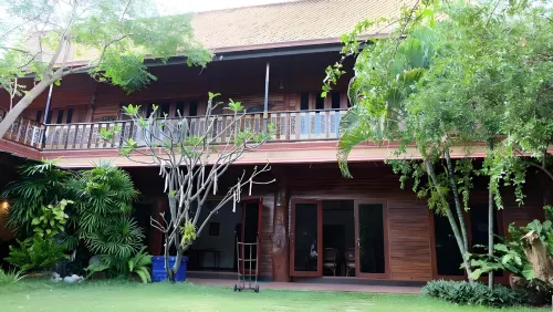 Deeden Pattaya Resort Exterior Photos