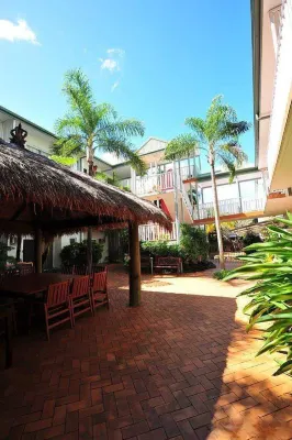 Coral Tree Inn Esterni Photos