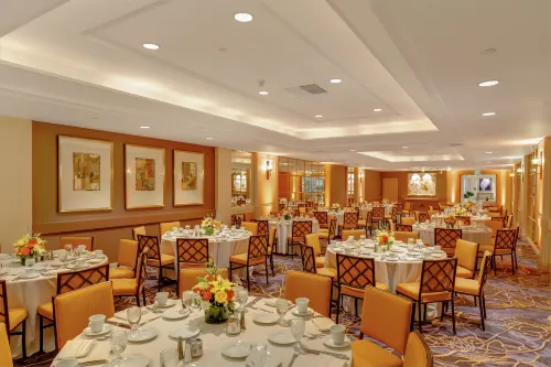 Hilton Los Angeles Airport Business Photos