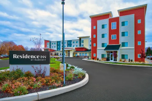 Residence Inn Reading Extérieur Photos
