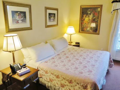 Madison Manor Boutique Hotel Rooms Photos