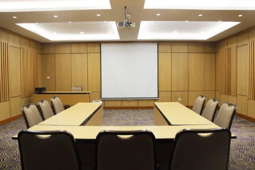 Ivory Hotel Bandung Fasilitas Bisnis Photos