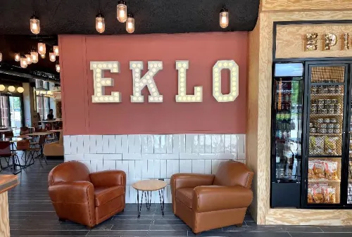 Eklo Roissy À proximité de l'hôtel Photos