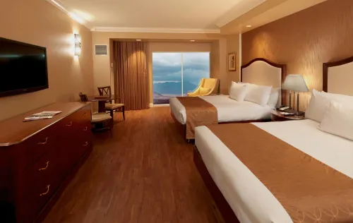 South Point Hotel Casino-Spa Rooms Photos