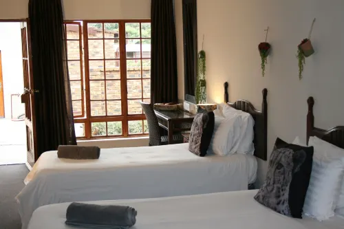 Aero Guest Lodge Kempton Park Photos