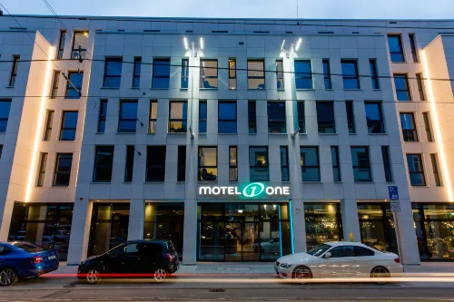 Motel One Stuttgart-Bad Cannstatt Экстерьер Photos