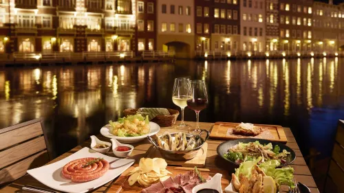 Hotel Rotterdam Huis Ten Bosch Dining Photos