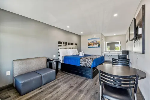 Knights Inn Antioch Camere Photos