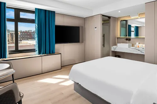 Ly New York Hotel Photos