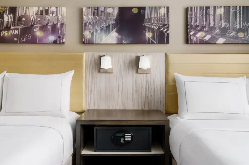 Doubletree by Hilton New York Times Square West Photos