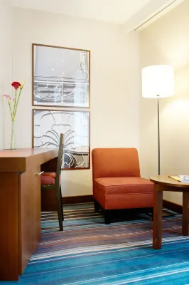 New Hotel Charlemagne Rooms Photos