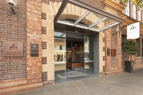 Amora Hotel Riverwalk Melbourne Exterior Photos