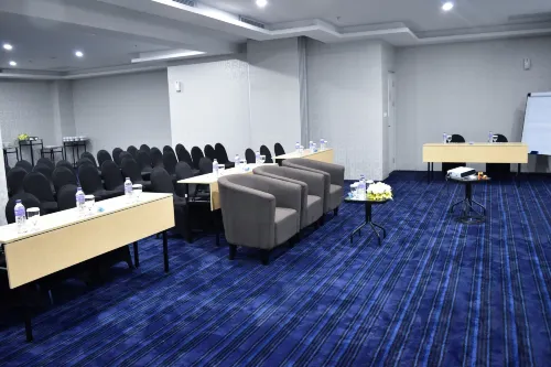 Platinum Hotel & Convention Hall Balikpapan Fasilitas Bisnis Photos