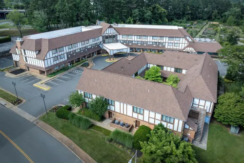 The English Inn of Charlottesville Exterior Photos