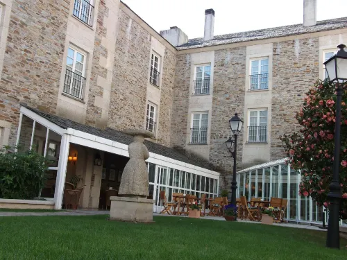 Parador de Vilalba Esterni Photos