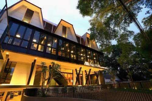 Namin Dago Hotel Exterior Photos