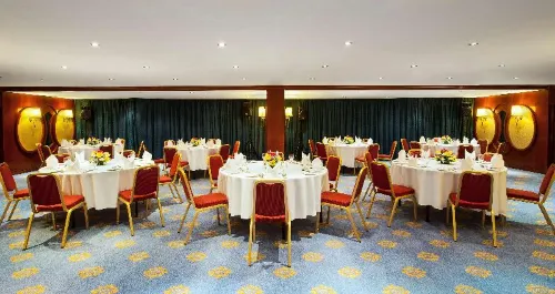 Golden Tulip Sharjah Питание Photos