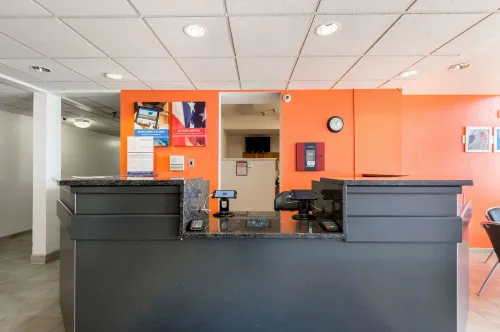 Motel 6 Olathe, KS Public Areas Photos