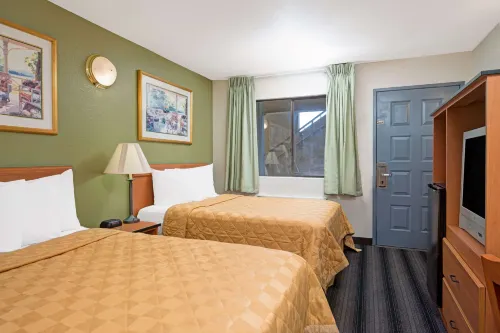 Travelodge by Wyndham Sacramento / Rancho Cordova Camere Photos