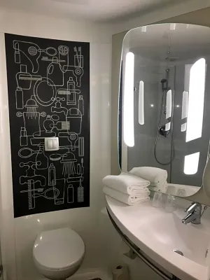 Hôtel Ibis Lyon Caluire Cité Internationale Chambres Photos