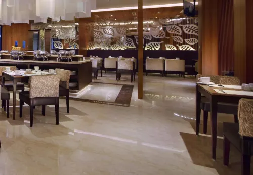 Aston Bojonegoro City Hotel Ristorazione Photos