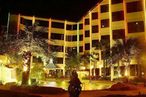 Dragon Beach Resort , Jomtien Beach Pattaya Экстерьер Photos