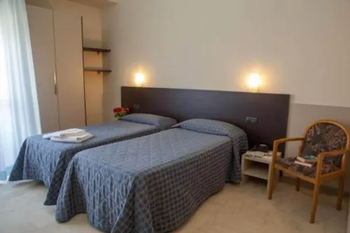 Auto Park Hotel Huoneet Photos
