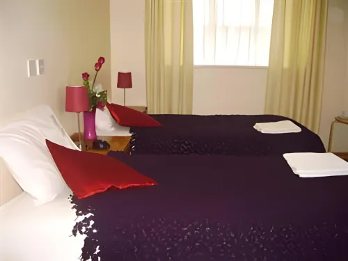 Stansted Airport Lodge Phòng Photos