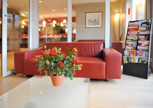 Appart Hôtel - Séjours et Affaires / Résidence étudiante - Les estudines Créteil Le Magistère Espaces publics Photos