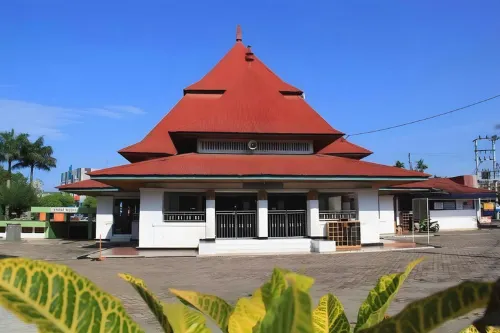 Xtra Hotel Bengkulu Esterni Photos