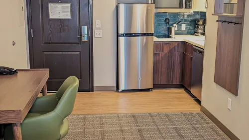 Staybridge Suites Bismarck Rooms Photos