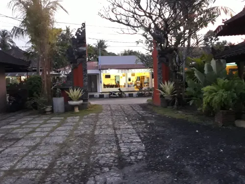 Puri Bali Hotel Außen Photos