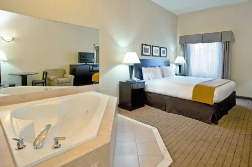 Holiday Inn Express & Suites Rancho Mirage - Palm Spgs Area Photos