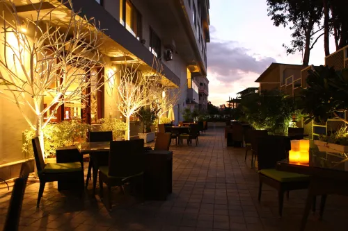 Radisson Blu Plaza Hotel Hyderabad Banjara Hills Public Areas Photos