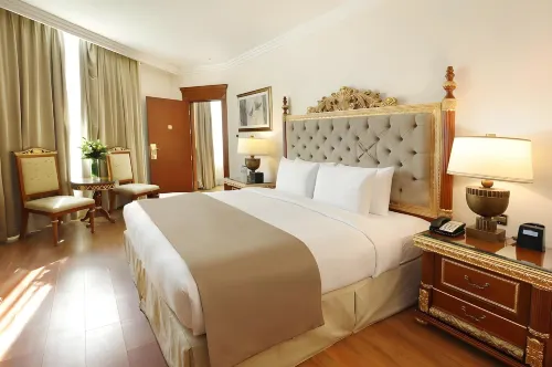 Sunday Hotel Holiday International Dubai Chambres Photos