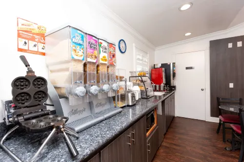 SureStay Hotel by Best Western Seaside Monterey Dining Photos