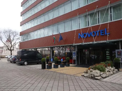 Novotel Budapest Danube Esterni Photos