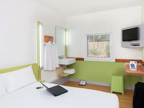 Ibis Budget Dandenong Camere Photos