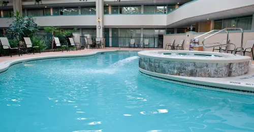 Ramada by Wyndham State College Hotel & Conference Center Loisirs et amusements Photos