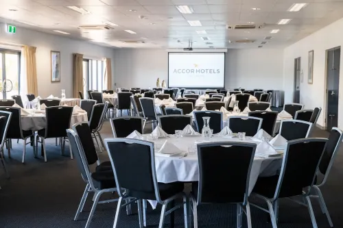 Novotel Darwin Airport Business Facilities Photos