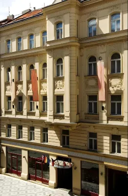 Hotel Caesar Prague Ngoại thất Photos