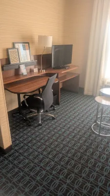 Fairfield Inn & Suites Detroit Troy Rooms Photos