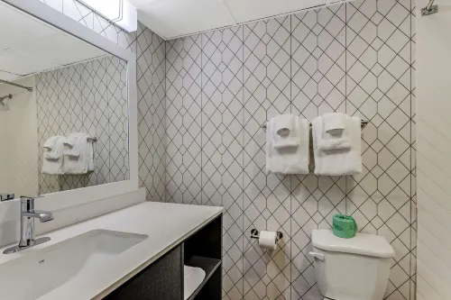 The Wander Hotel, a Ramada by Wyndham Rooms Photos