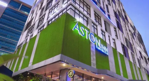 ASTON Inn Pandanaran - Semarang Eksterior Photos