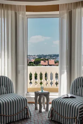 Regina Experimental Biarritz Rooms Photos