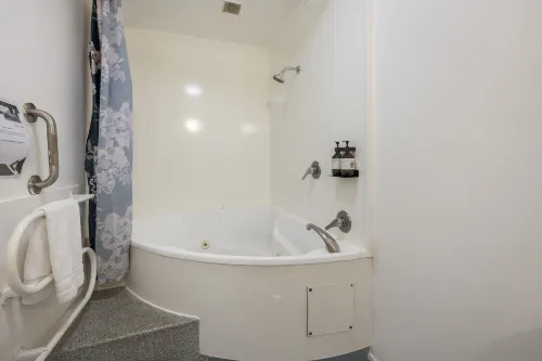 Fenton Court Motel Photos