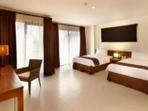 Luwansa Beach Resort Kamar Photos